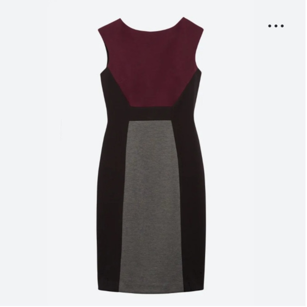 Figure-flattering back-zip size 4 Donna Morgan dress